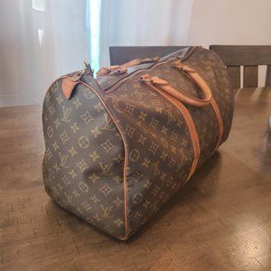 Louis Vuitton Keepall 50 in Classic Monogram